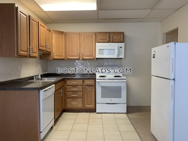 Boston - 2 Beds, 1 Baths