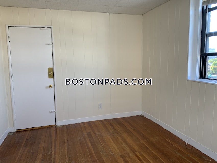 BOSTON - ALLSTON/BRIGHTON BORDER - 2 Beds, 1 Bath - Image 8