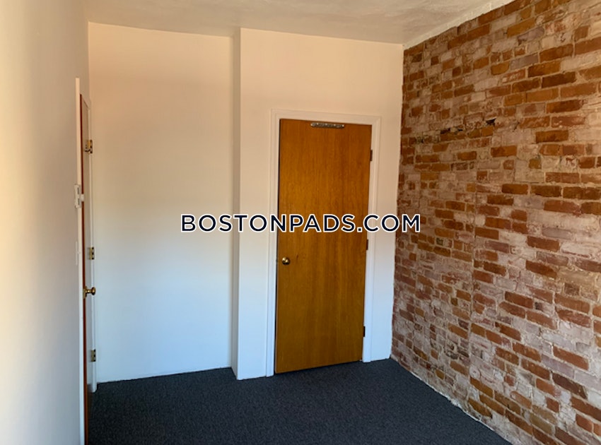 BOSTON - NORTHEASTERN/SYMPHONY - 1 Bed, 1 Bath - Image 4