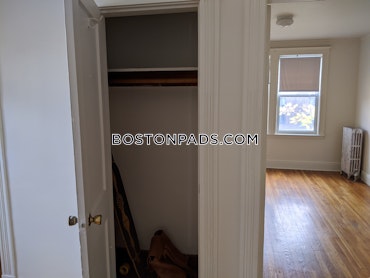 Boston - 2 Beds, 1 Baths