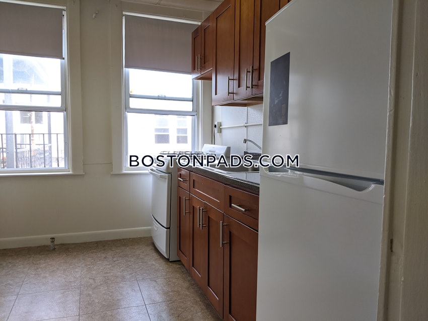 BOSTON - ALLSTON/BRIGHTON BORDER - 2 Beds, 1 Bath - Image 2