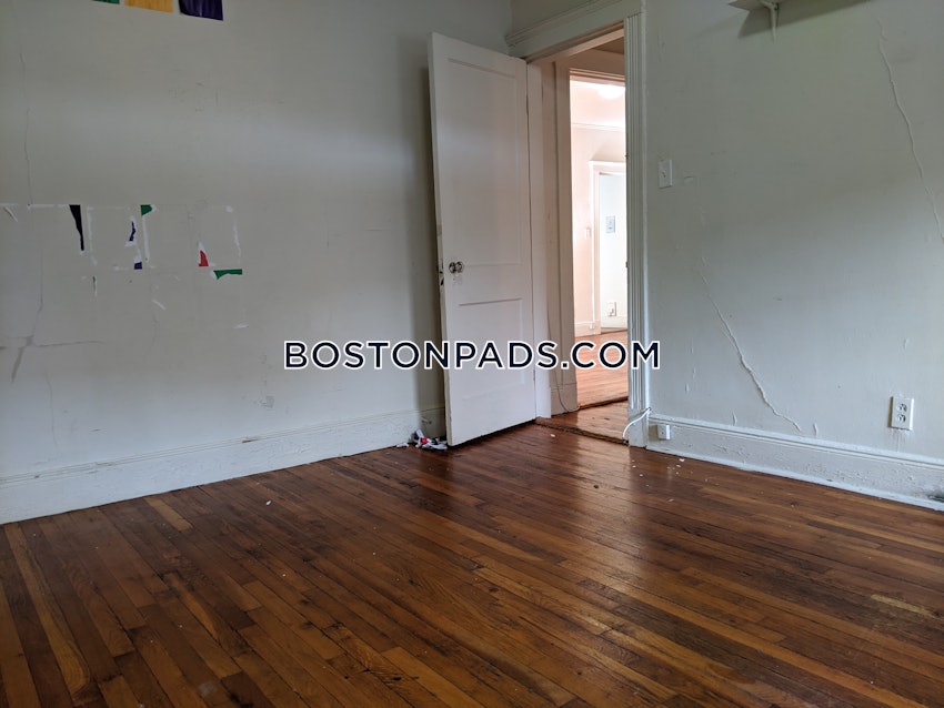 BOSTON - ALLSTON/BRIGHTON BORDER - 2 Beds, 1 Bath - Image 6