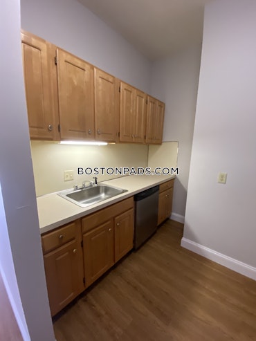 Boston - 1 Beds, 1 Baths