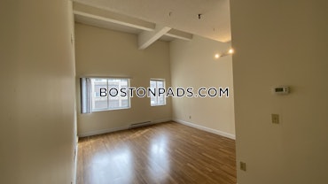 Boston - 2 Beds, 2 Baths