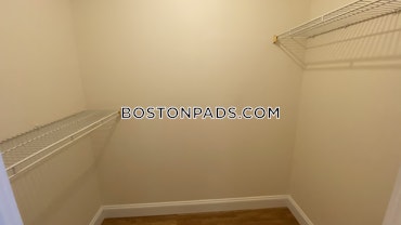 Boston - 2 Beds, 2 Baths