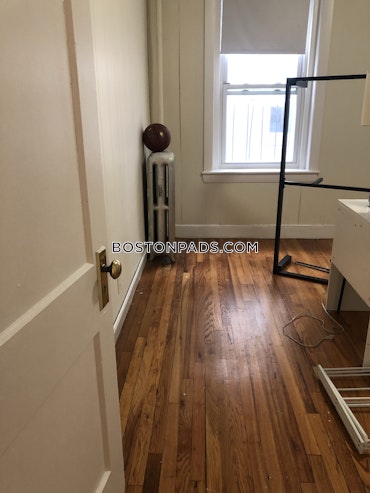 Boston - 1 Beds, 1 Baths