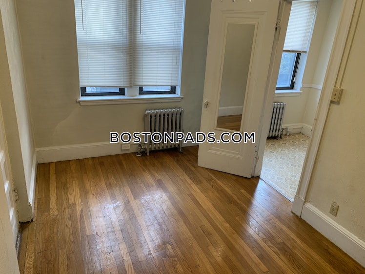 Fellsway West, Medford