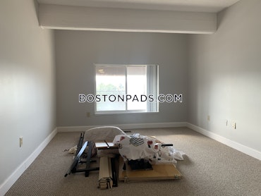 Boston - 2 Beds, 2 Baths