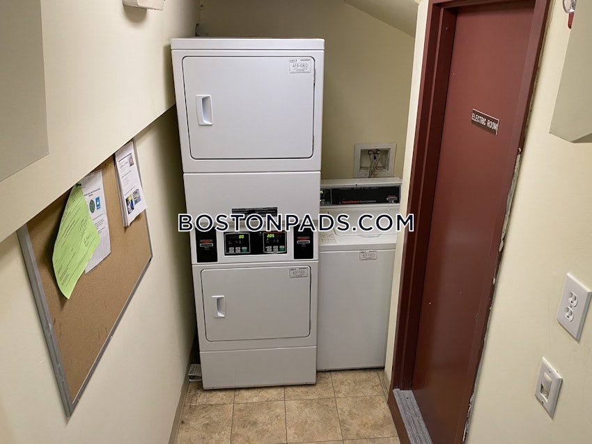 BOSTON - BACK BAY - 1 Bed, 1 Bath - Image 13