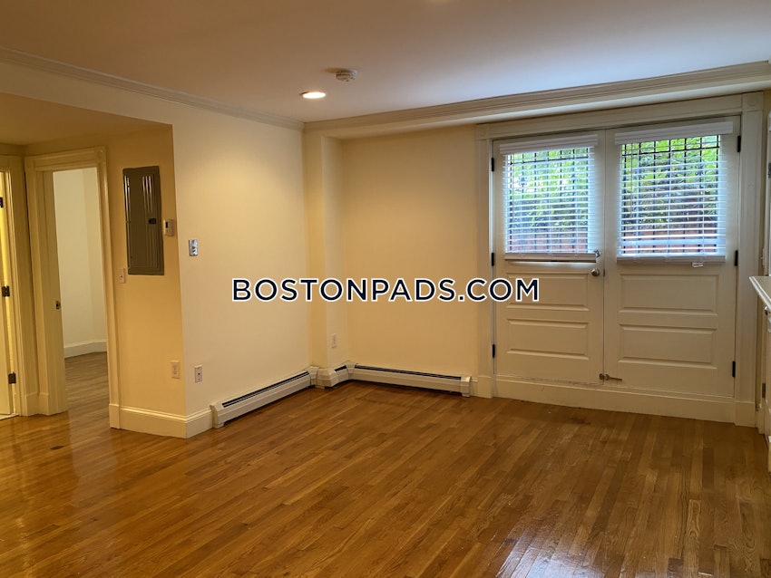 BOSTON - BACK BAY - 1 Bed, 1 Bath - Image 11