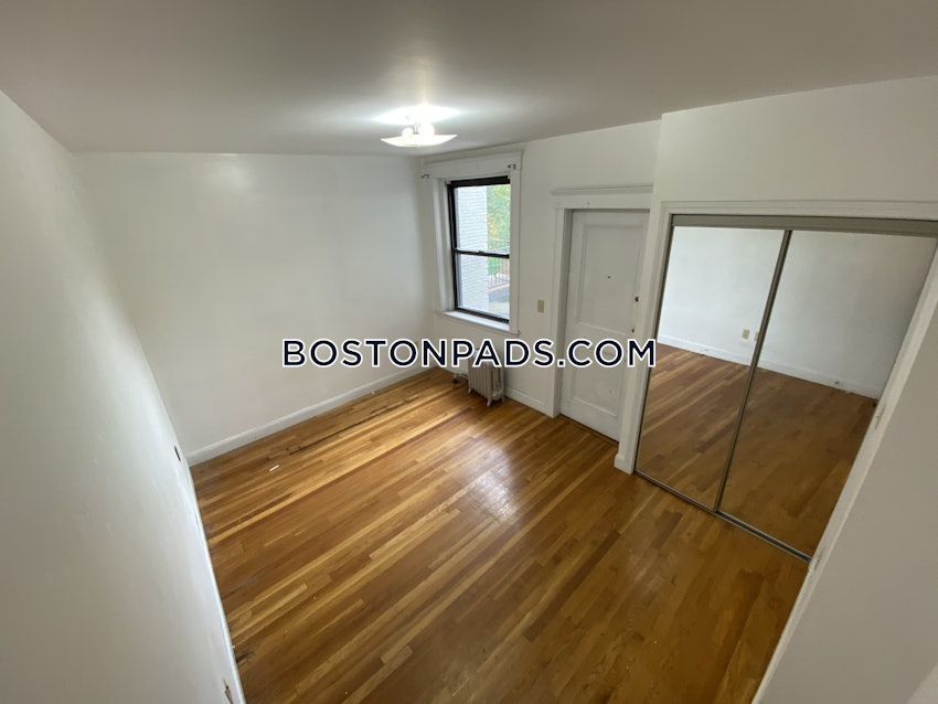 BOSTON - BRIGHTON- WASHINGTON ST./ ALLSTON ST. - 4 Beds, 2 Baths - Image 30