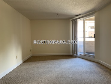 Boston - 2 Beds, 2 Baths