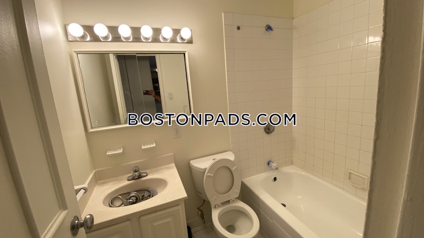 BROOKLINE- BOSTON UNIVERSITY - 2 Beds, 1.5 Baths - Image 57