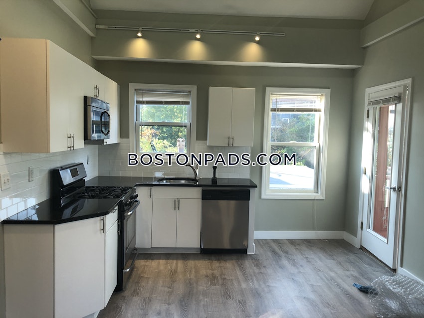 BOSTON - JAMAICA PLAIN - JAMAICA POND/PONDSIDE - 4 Beds, 2 Baths - Image 49