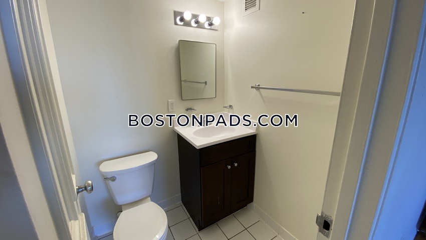 BROOKLINE- BOSTON UNIVERSITY - 2 Beds, 1.5 Baths - Image 36