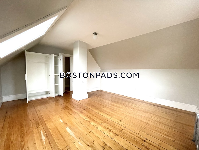 BOSTON - JAMAICA PLAIN - FOREST HILLS - 5 Beds, 2 Baths - Image 35