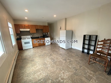 Boston - 3 Beds, 1 Baths