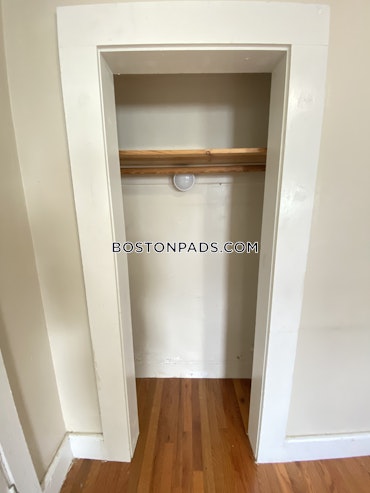 Boston - 3 Beds, 1 Baths