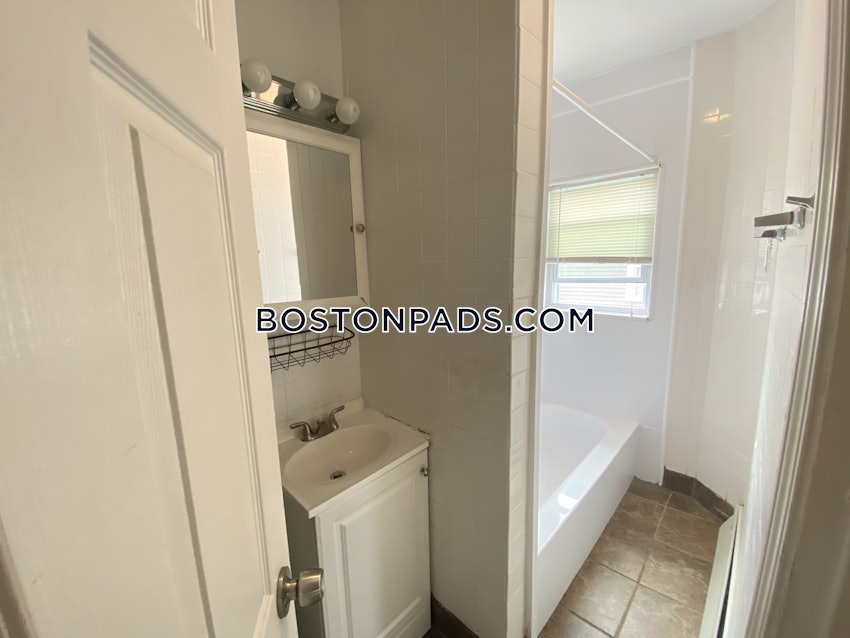 BOSTON - ALLSTON - 3 Beds, 1 Bath - Image 14