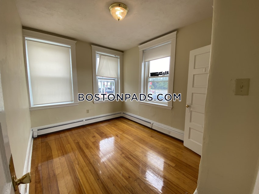 BOSTON - ALLSTON - 3 Beds, 1 Bath - Image 8