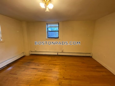 Boston - 3 Beds, 2 Baths