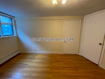 Boston - 3 Beds, 2 Baths