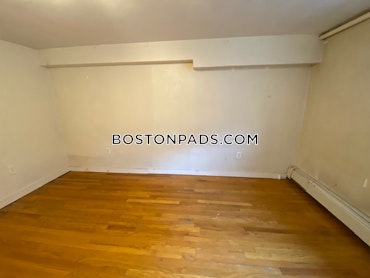 Boston - 3 Beds, 2 Baths