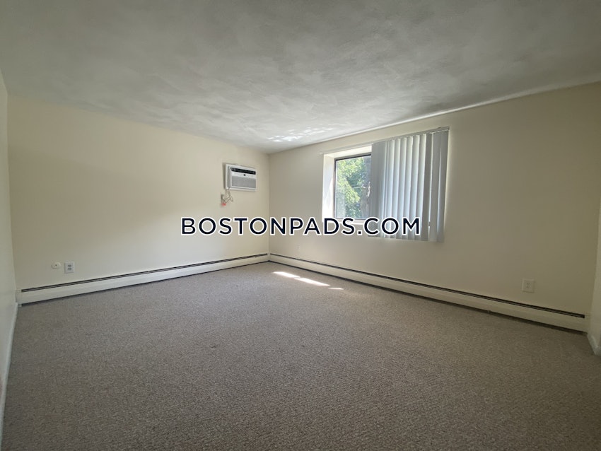 WATERTOWN - 2 Beds, 1 Bath - Image 4