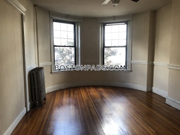 Boston - 3 Beds, 1 Baths