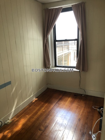 Boston - 3 Beds, 1 Baths