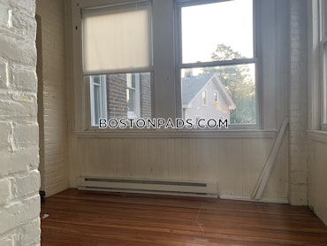 Boston - 3 Beds, 1 Baths