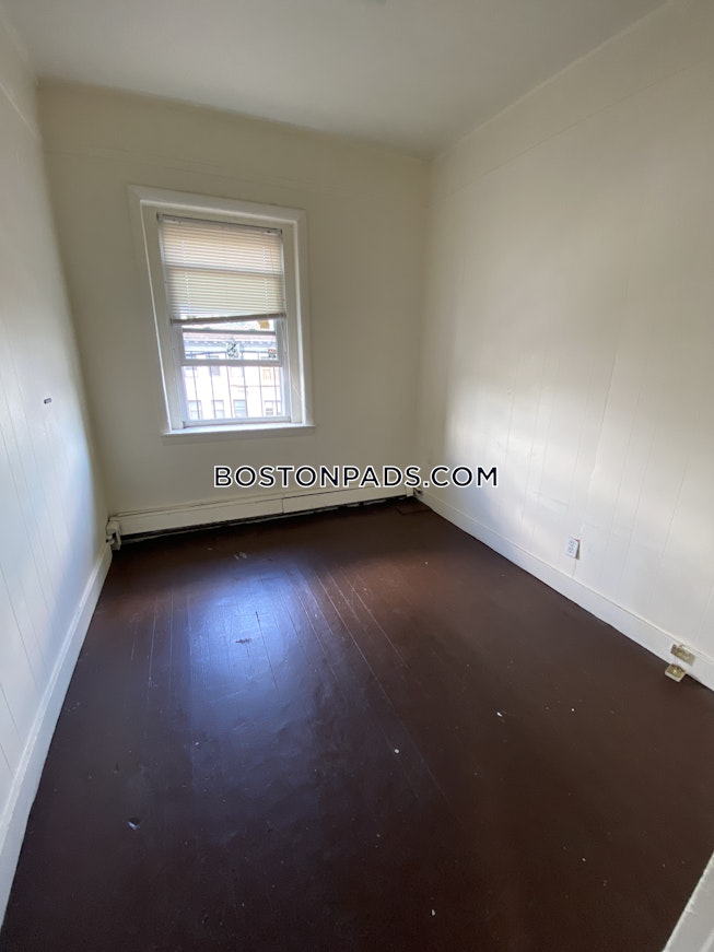 Boston - $5,700+ /mo