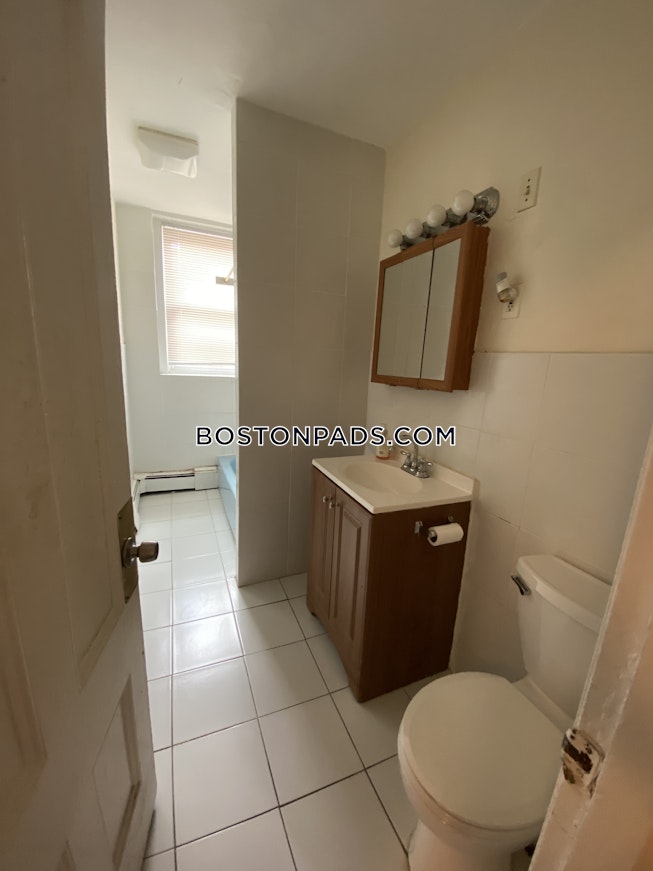 Boston - $5,700+ /mo