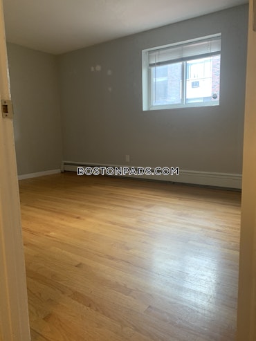 Boston - 2 Beds, 1 Baths