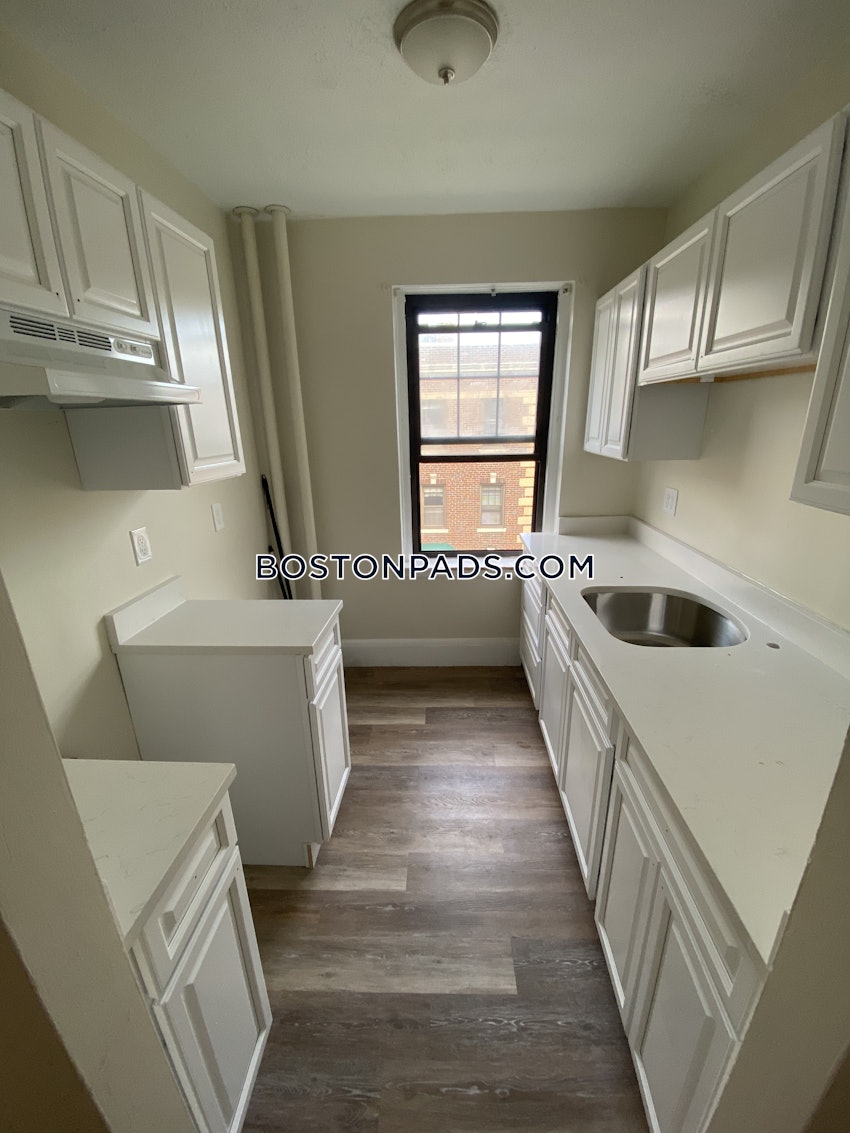 MALDEN - 2 Beds, 1 Bath - Image 2