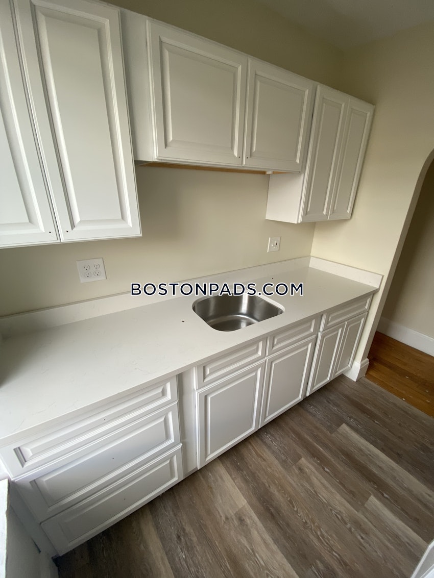 MALDEN - 2 Beds, 1 Bath - Image 1