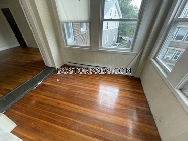 Boston - 3 Beds, 1 Baths