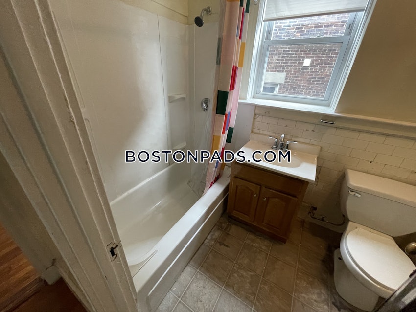 BOSTON - ALLSTON/BRIGHTON BORDER - 3 Beds, 1 Bath - Image 60
