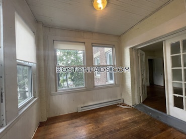 Boston - 3 Beds, 1 Baths