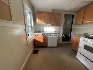 Boston - 4 Beds, 1 Baths