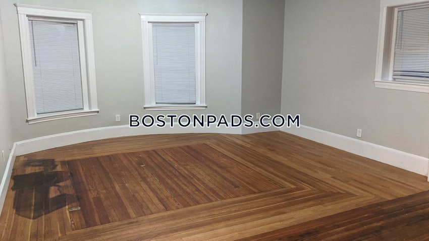 BOSTON - DORCHESTER - CENTER - 1 Bed, 1 Bath - Image 4