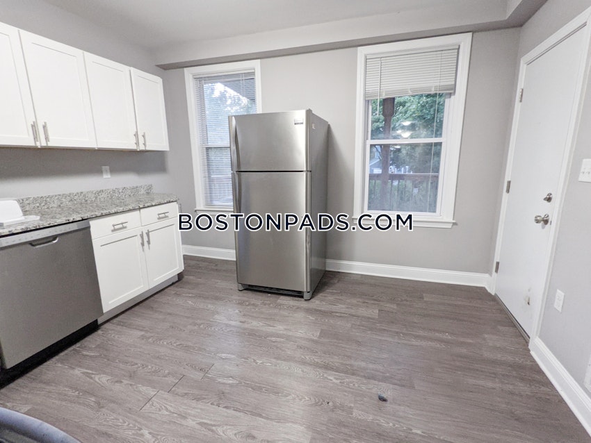 SOMERVILLE - EAST SOMERVILLE - 4 Beds, 1 Bath - Image 33