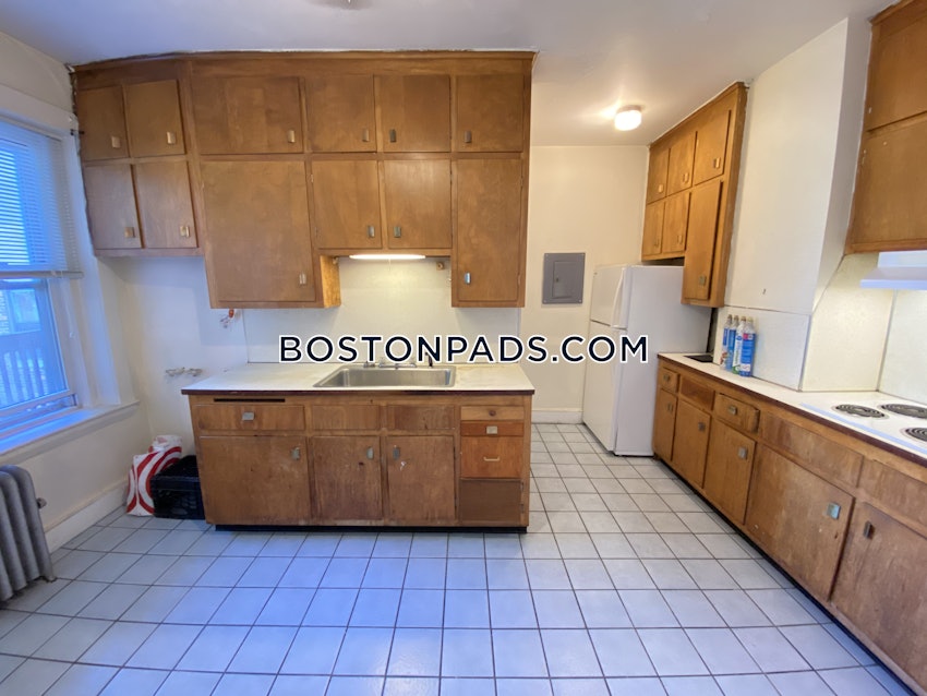 BOSTON - ALLSTON - 3 Beds, 1 Bath - Image 23
