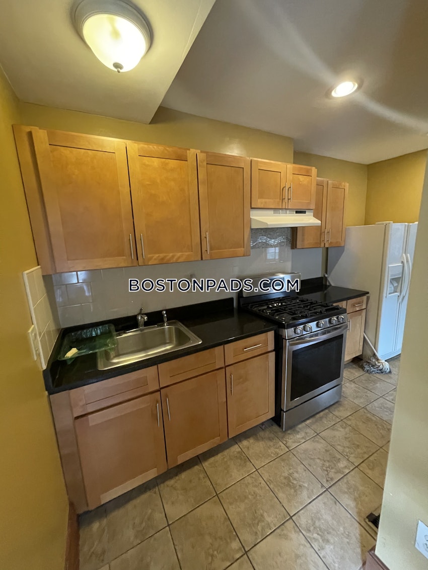 BOSTON - ROSLINDALE - 3 Beds, 2 Baths - Image 2