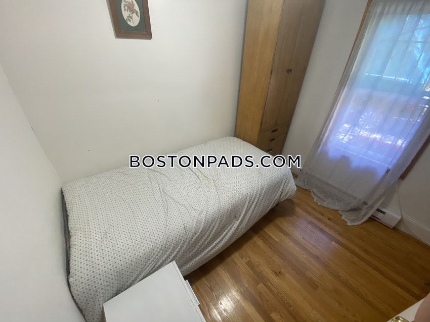 BOSTON - SOUTH BOSTON - ANDREW SQUARE - 1 Bed, 1 Bath - Image 12