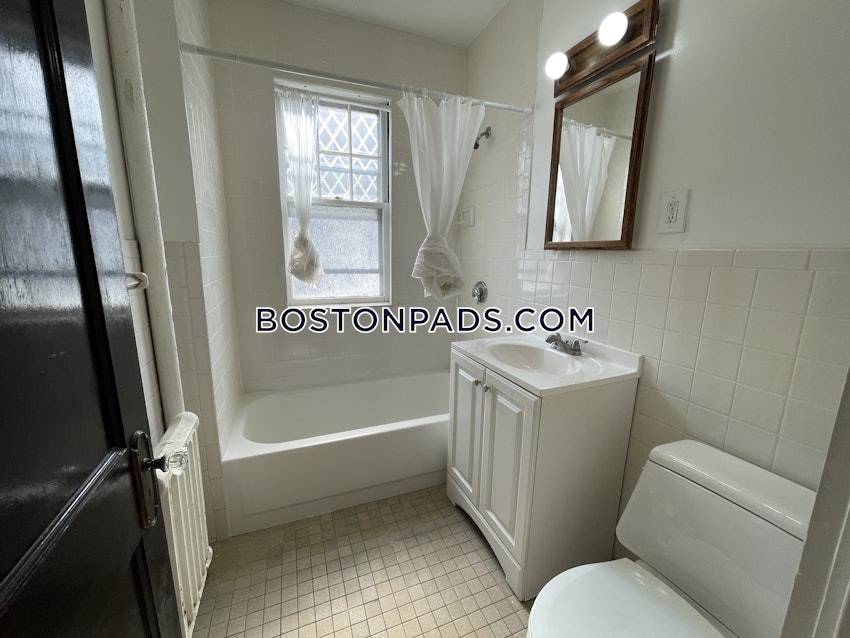 SOMERVILLE - SPRING HILL - 1 Bed, 1 Bath - Image 7