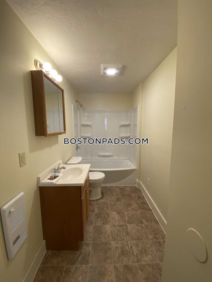 BOSTON - DORCHESTER - UPHAMS CORNER - 5 Beds, 2.5 Baths - Image 27