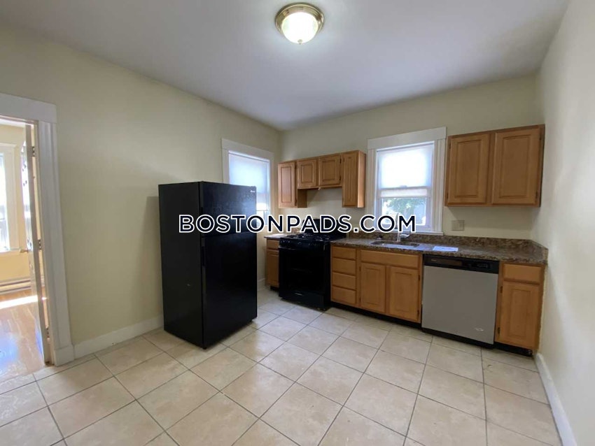 BOSTON - DORCHESTER - UPHAMS CORNER - 5 Beds, 2.5 Baths - Image 6