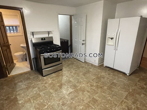 Roseland St. Somerville photo 5