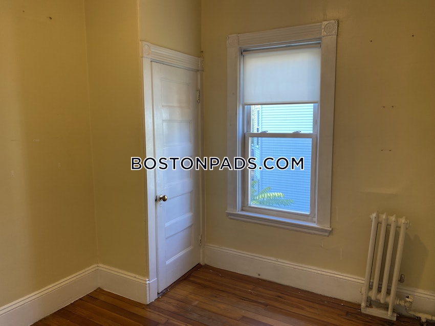 BOSTON - DORCHESTER - SAVIN HILL - 3 Beds, 2 Baths - Image 11